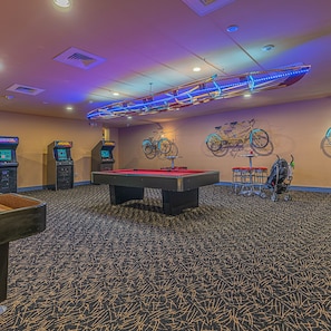 Apartment, Accessible | 3 bedrooms, Internet - Western Waves Dreamy Diamond Beach Condo - Mind-blowing Views Amenities (Galveston)