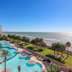 3 bedrooms, Internet - Western Waves Dreamy Diamond Beach Condo - Mind-blowing Views Amenities (Galveston)
