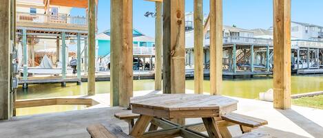 House | 4 bedrooms, iron/ironing board, Internet