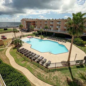 1 bedroom, iron/ironing board, Internet - Charming Waterfront Condo (Galveston)