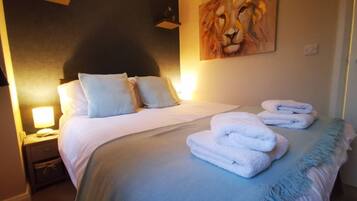 2 Schlafzimmer, Bügeleisen/Bügelbrett, Reisekinderbett, kostenloses WLAN