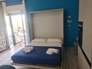 1 bedroom, iron/ironing board, travel crib, free WiFi