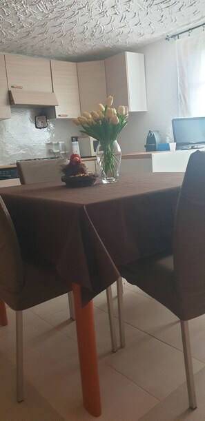 Dineren