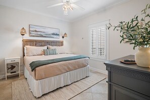 2 bedrooms, desk, iron/ironing board, travel cot - Modern/New! BEACH RESORT 510 Top Floor w VIEW! Miramar Beach/Destin (Miramar Beach)