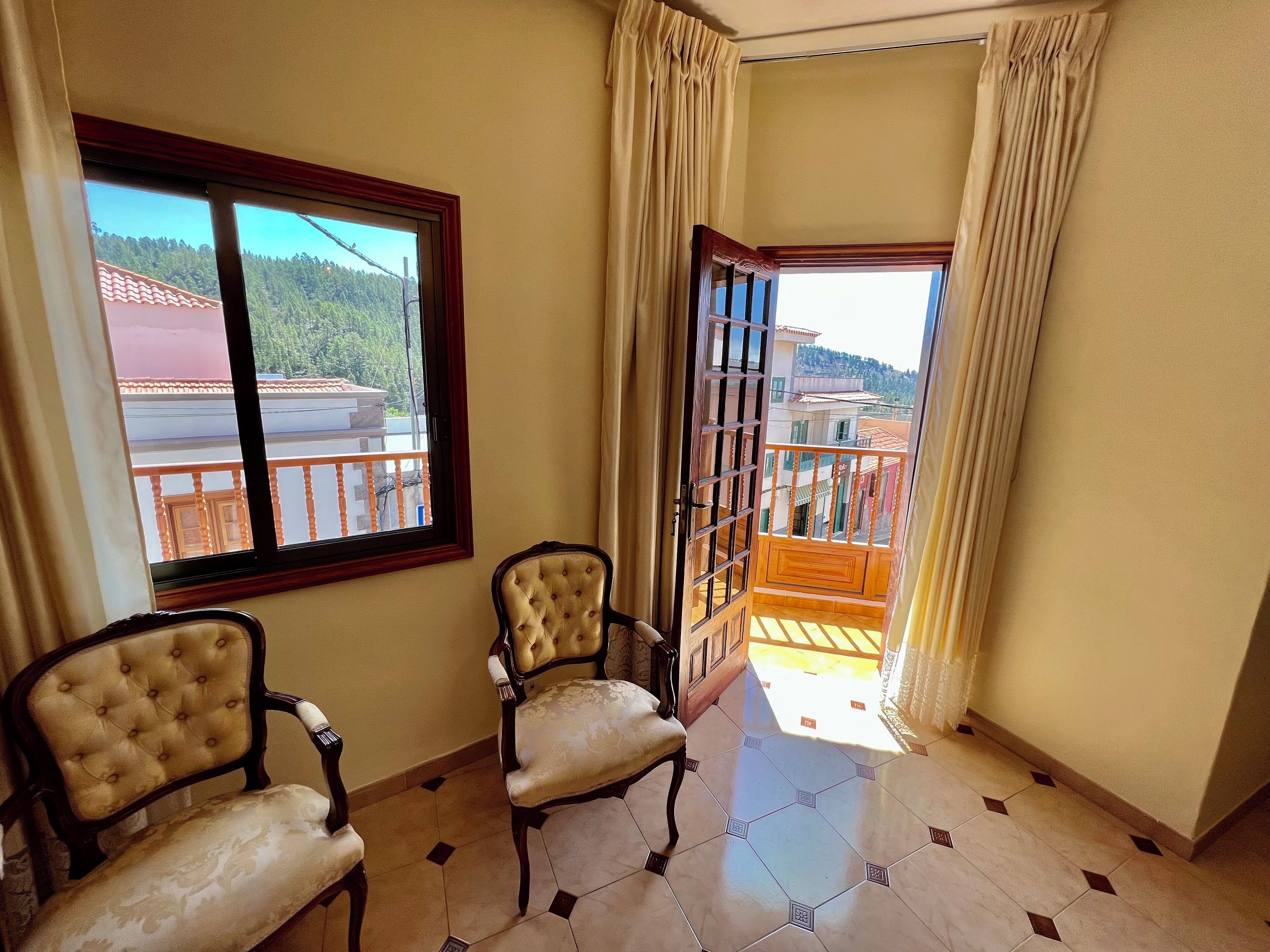 Classic-Doppel- oder -Zweibettzimmer, Balkon, Stadtblick