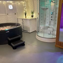 Hot tub, steam room, body treatments, aromatherapy, reflexology