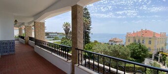 Beachfront T4 Holiday House