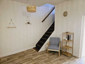 Interior - Apartment - shaded terrace (Marsanne)