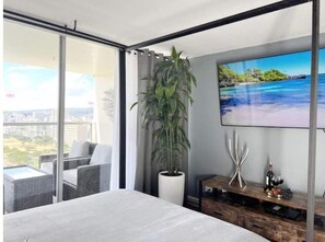 1 室のベッドルーム、セーフティボックス (室内)、アイロン / アイロン台、WiFi (無料)