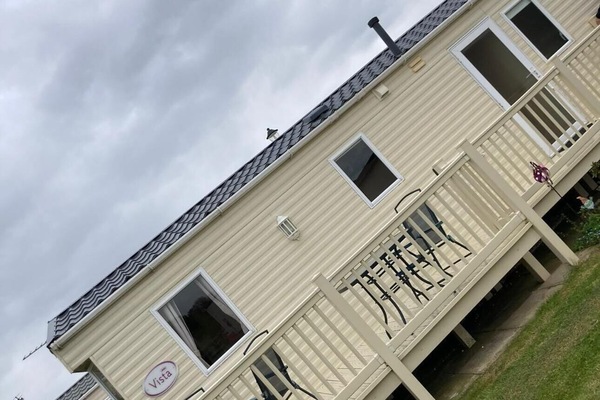 Cabin | Exterior