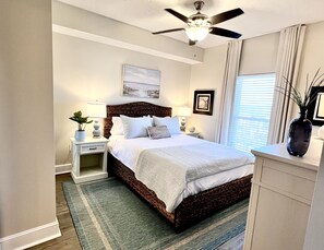 2 Schlafzimmer, Schreibtisch, Bügeleisen/Bügelbrett, kostenloses WLAN