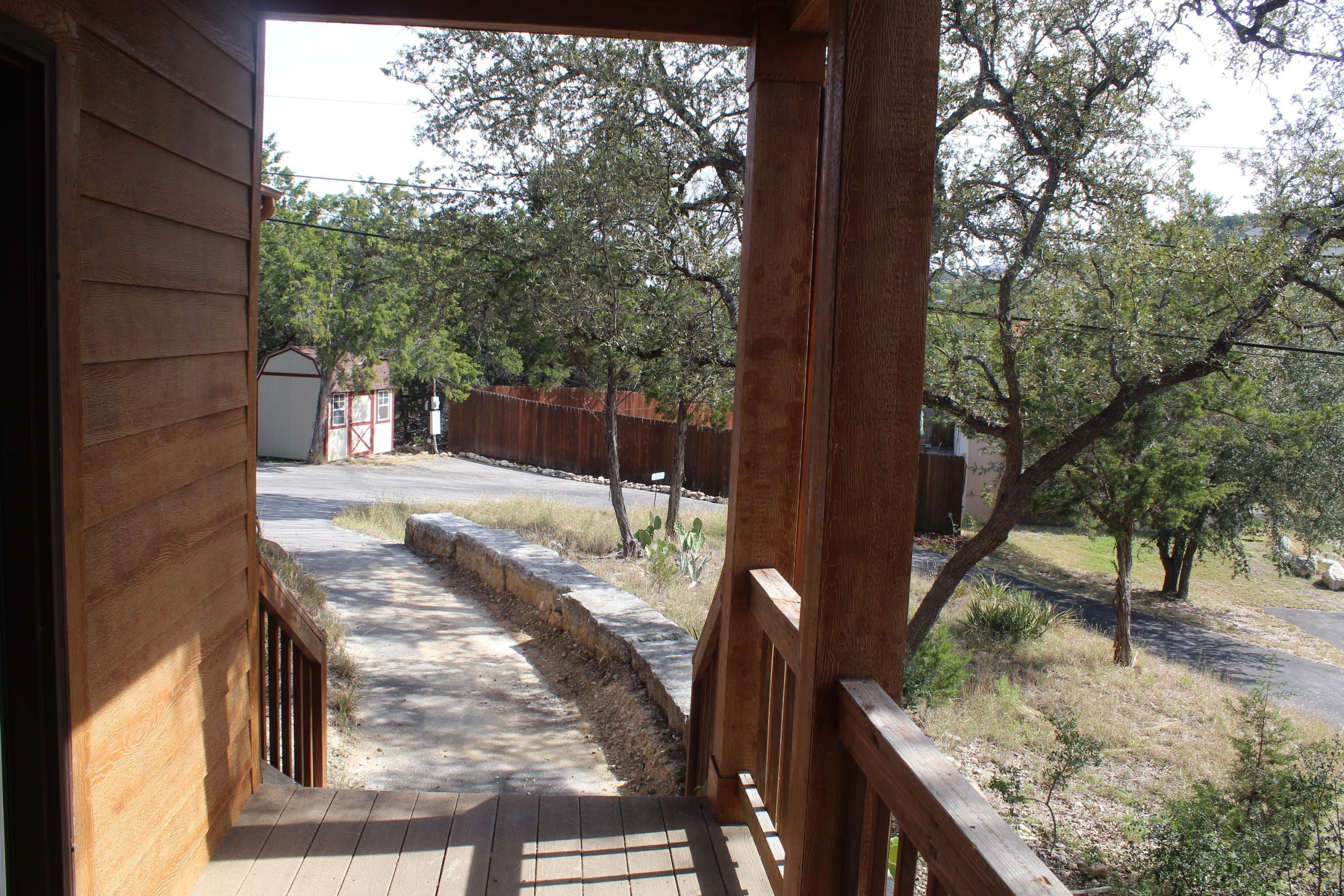 House | 4 bedrooms, desk, iron/ironing board, Internet