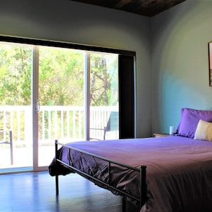 House | 4 bedrooms, desk, iron/ironing board, Internet - The Rustic Inn- Family Friendly Near Fiesta Texas (San Antonio)