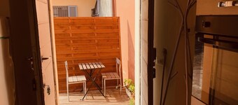 Friendly Africa Room in downtown Como near lake, funicular, train and bus stop