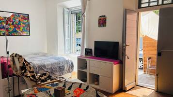 2 chambres, fer et planche à repasser, Wi-Fi gratuit, draps fournis