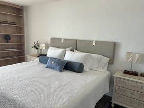 3 chambres, fer et planche à repasser, Wi-Fi, draps fournis