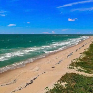 8 عدّة غرف نوم ومكواة/لوح كي وخدمة الإنترنت