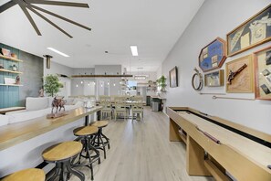 獨棟房屋 | 4 間臥室、網路服務