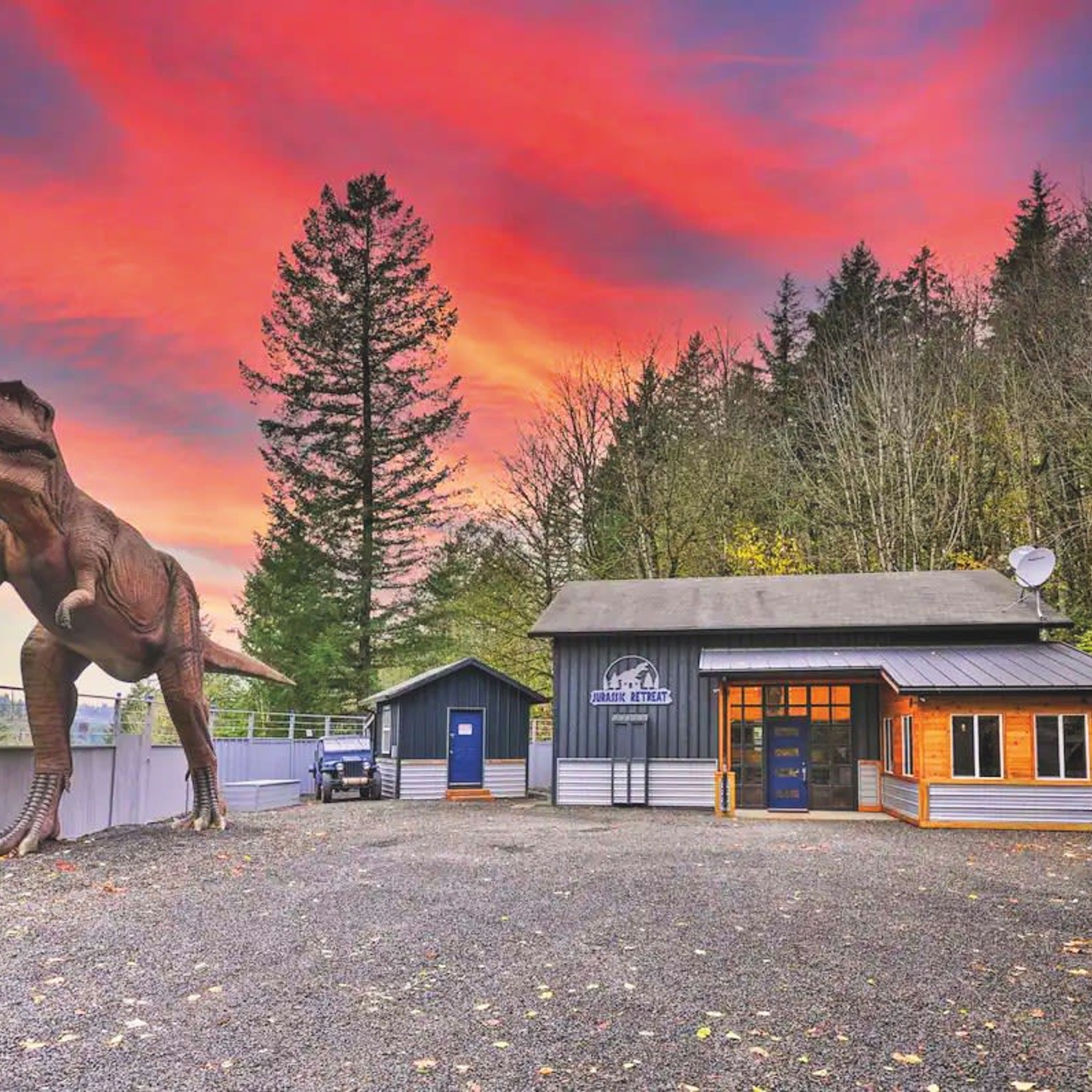 House | 4 bedrooms, desk, Internet