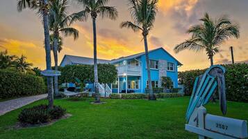 House | 2 bedrooms, iron/ironing board, Internet