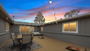 House | 4 bedrooms, Internet