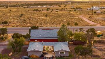 Apartment | 8 bedrooms, Internet