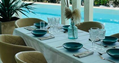 Suite Prestige Dans une Villa Luxueuse Avec Tout Confort et Services
