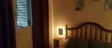 1 غرفة نوم وواي فاي مجانًا وملاءات أسرّة