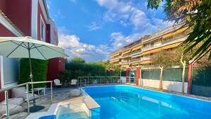 Hus | Pool