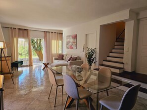 Dining - Corfu Dream Kanoni Apartment (Corfu)