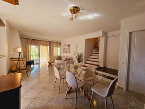 Apartment | Dining - Corfu Dream Kanoni Apartment (Corfu)