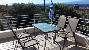 Outdoor dining - VILA SUN GARDEN (thasos)