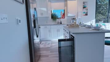 Appartement Luxe | Cuisine privée | Produits de nettoyage écologiques fournis, serviettes en papier