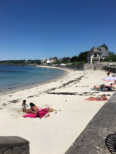 Maison de bord de mer, avec joli jardin clos de murs, 4min à pied de la plage !