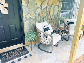 Exterior detail - Family Getaway; Skiing, Wineries; Skyline Dr; Sleeps 4; Short Stays; EV+ (Stanardsville)