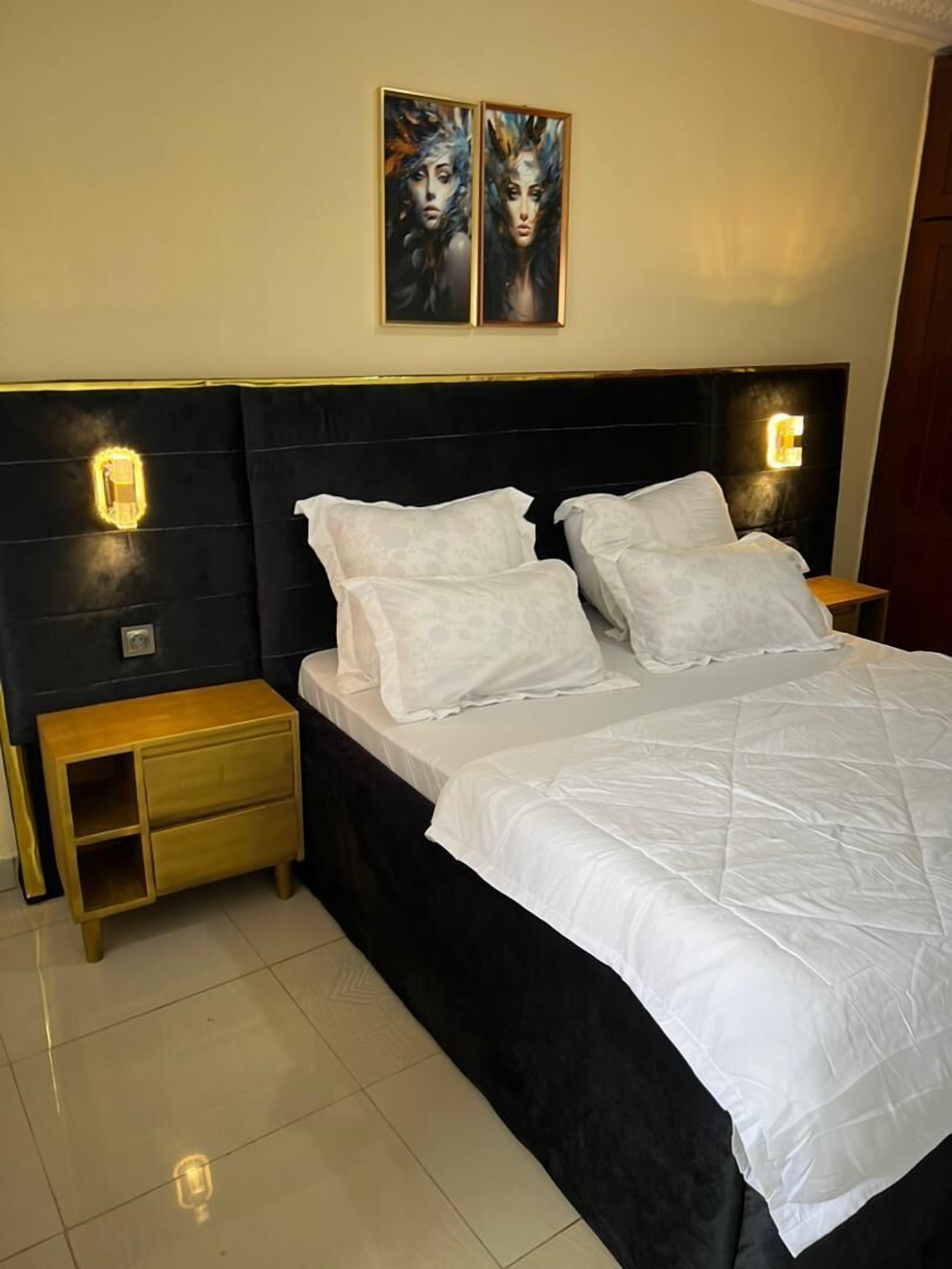 华丽公寓 | 羽绒被、特色装修、特色家居、熨斗/熨板