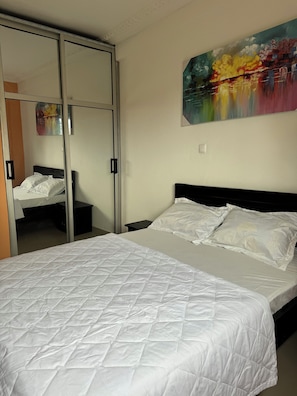 Superior-Apartment | Daunenbettdecken, individuell dekoriert, individuell eingerichtet