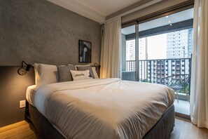 Studio, 1 Double Bed, Balcony | Free WiFi - Charlie Nik Perdizes (São Paulo)