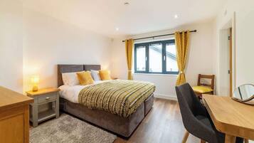 4 bedrooms, iron/ironing board, travel cot, WiFi