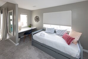8 bedrooms, iron/ironing board, free WiFi, bed sheets