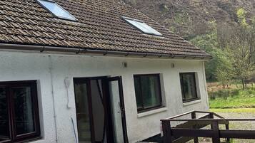 Cottage | Property grounds