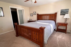 4 Schlafzimmer, Bügeleisen/Bügelbrett, WLAN