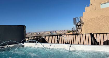 2 Bedroom Town Home with Unobstructed Views of Lake Powell in Dark Sky Community