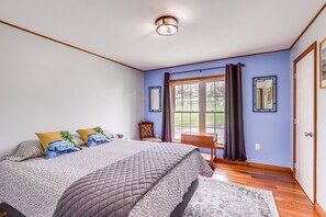 3 chambres, bureau, Wi-Fi, draps fournis