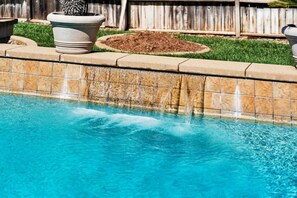 Pool - Multi-Family Estate Pool HT Gym Sauna Full Kitchen (Redding)