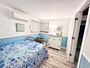 3 室のベッドルーム、アイロン / アイロン台、WiFi、ベッドシーツ