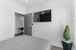 1 quarto, ferros/tábuas de passar roupa, Wi-Fi, roupa de cama