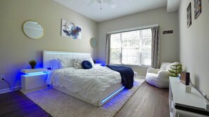 1 bedroom, in-room safe, desk, iron/ironing board