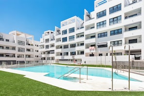 Pool - Bella Penthouse Estepona (Estepona)