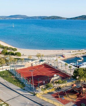 Sport court - NEW! Apartment in  Srima near the beach (Vodice)